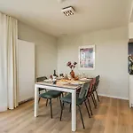 Orion View - Brand New With Swimming Pool