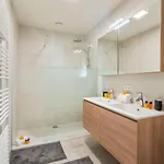 Orion View - Brand New With Swimming Pool *