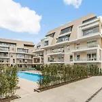Orion View - Brand New With Swimming Pool *
