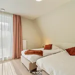 Orion View - Brand New With Swimming Pool Apartment