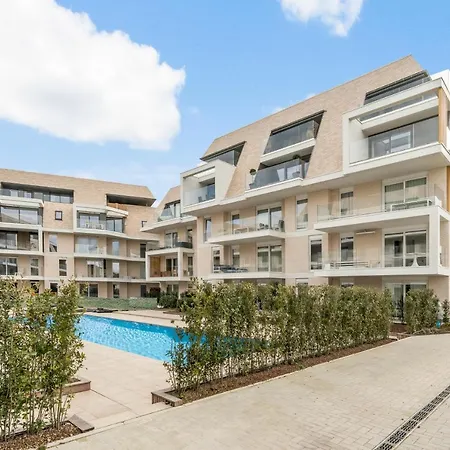 Orion View - Brand New With Swimming Pool *