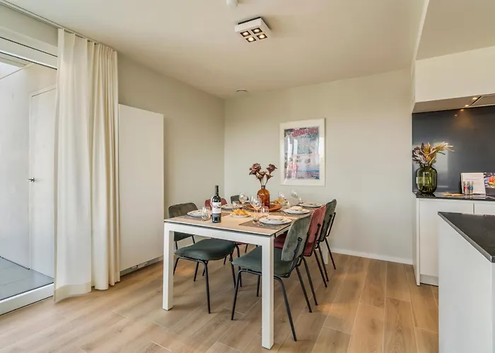 Orion View - Brand New With Swimming Pool